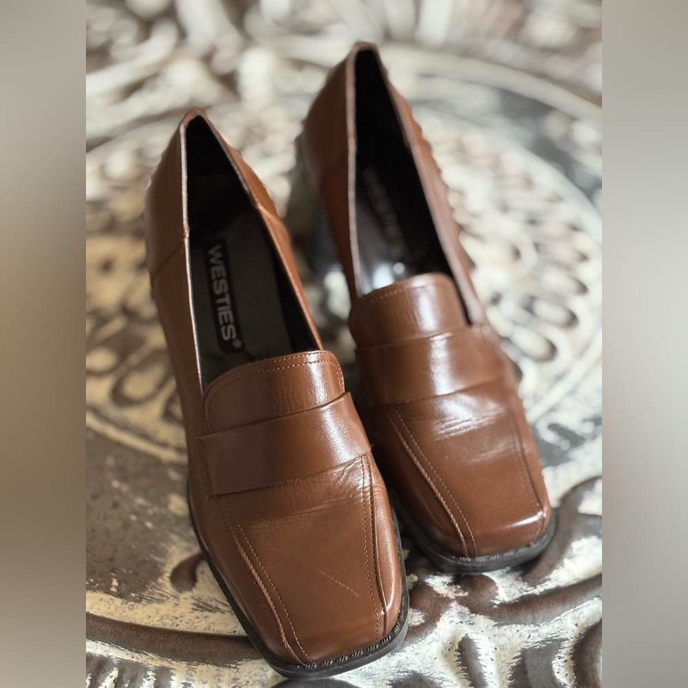 Women's Vintage MOD STYLE Augustina WESTIES Brown Loafers 8